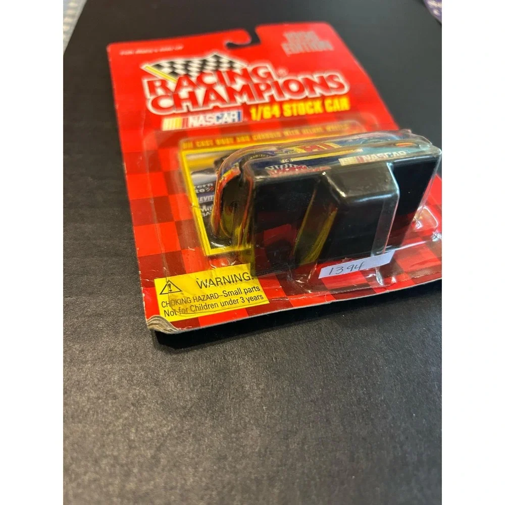 Kenny Wallace 1996 Edition Racing Champions #81 T.I.C. 1:64 Diecast Car NIP